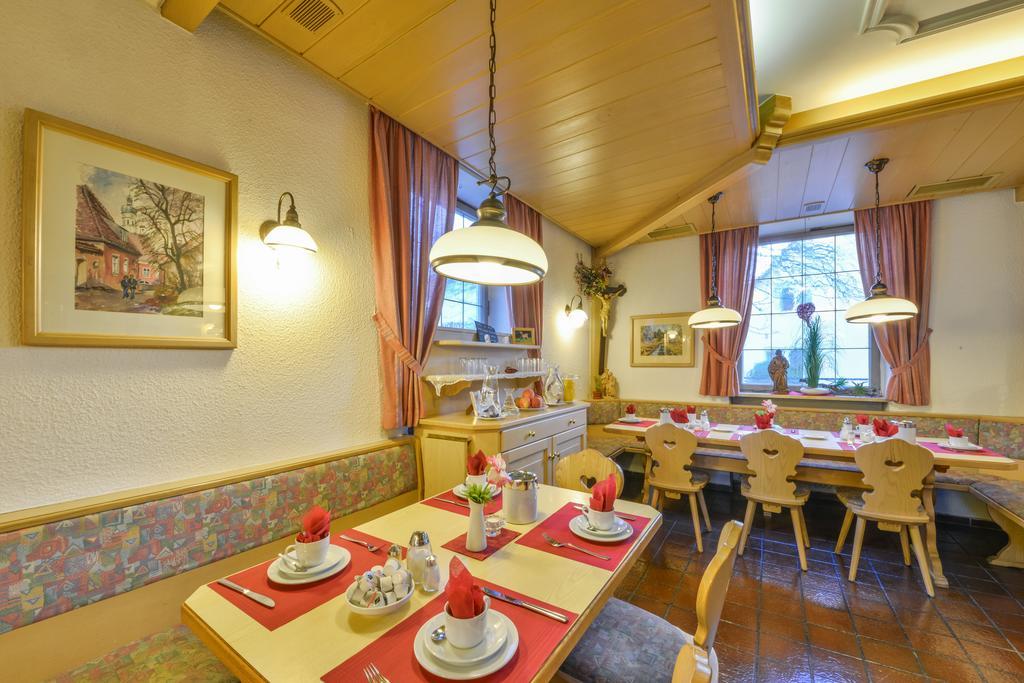 Hotel Drei Loewen Дахау Екстер'єр фото